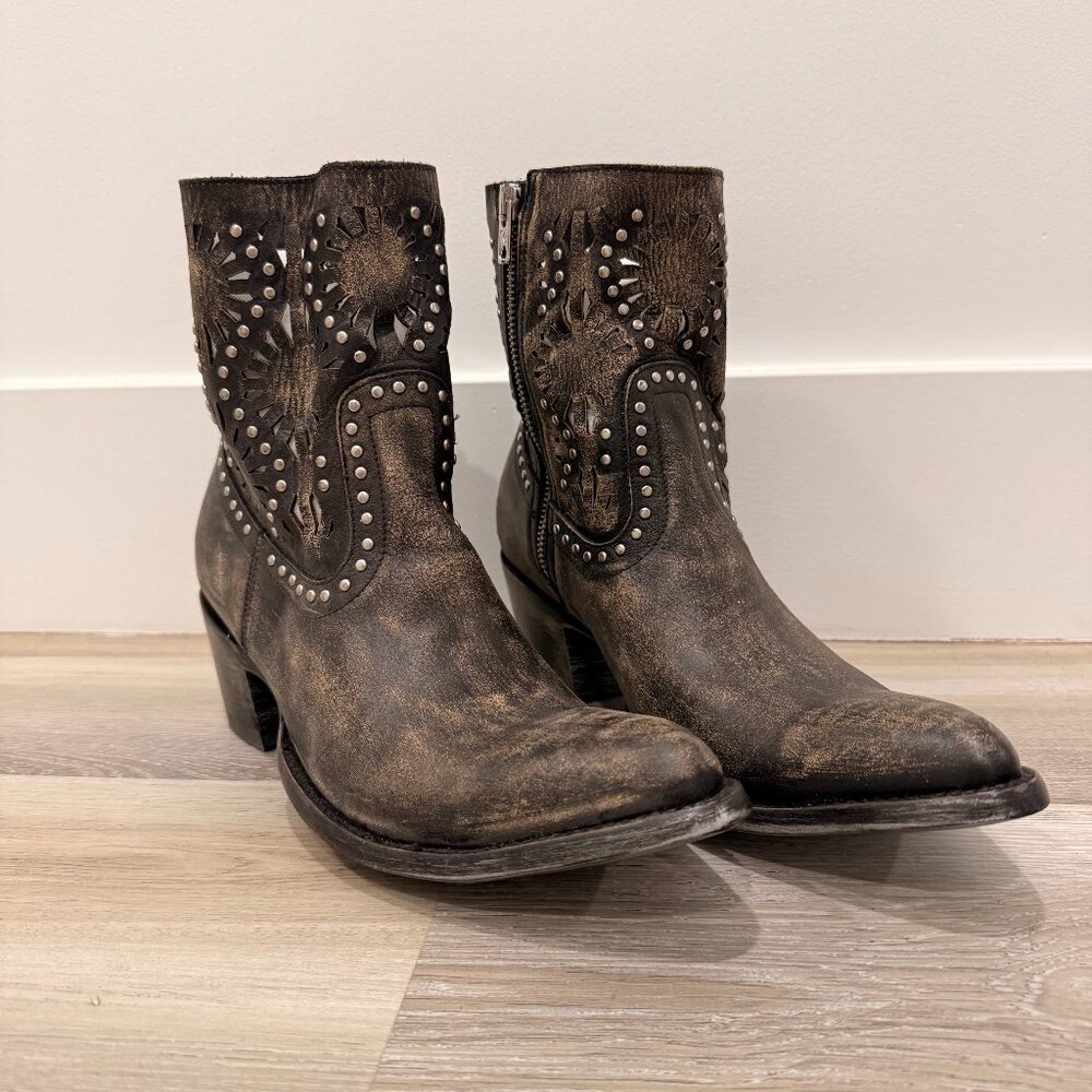 Old Gringo Reeve Booties Size 8 - NWOT (no box included)